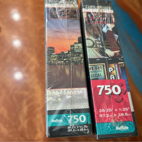 NWT Buffalo Games Panoramic Puzzles NY Times Square and Chicago Skyline - Picture 6 of 13
